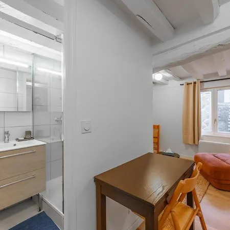 Centre Historique - Le Beauvoisin - Wifi Apartamento *